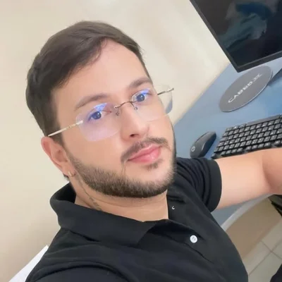 Raúl B.